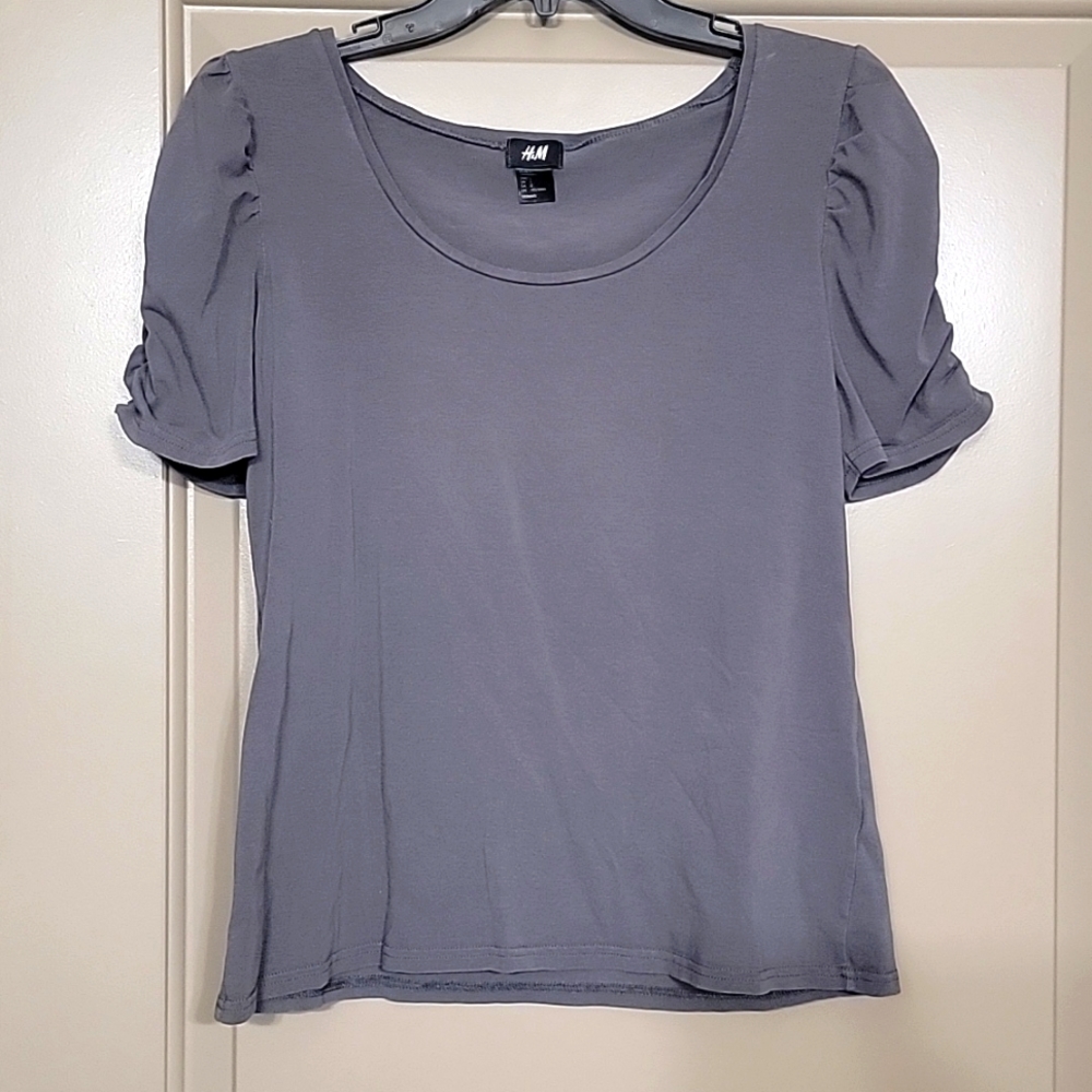 H&M tee with accents